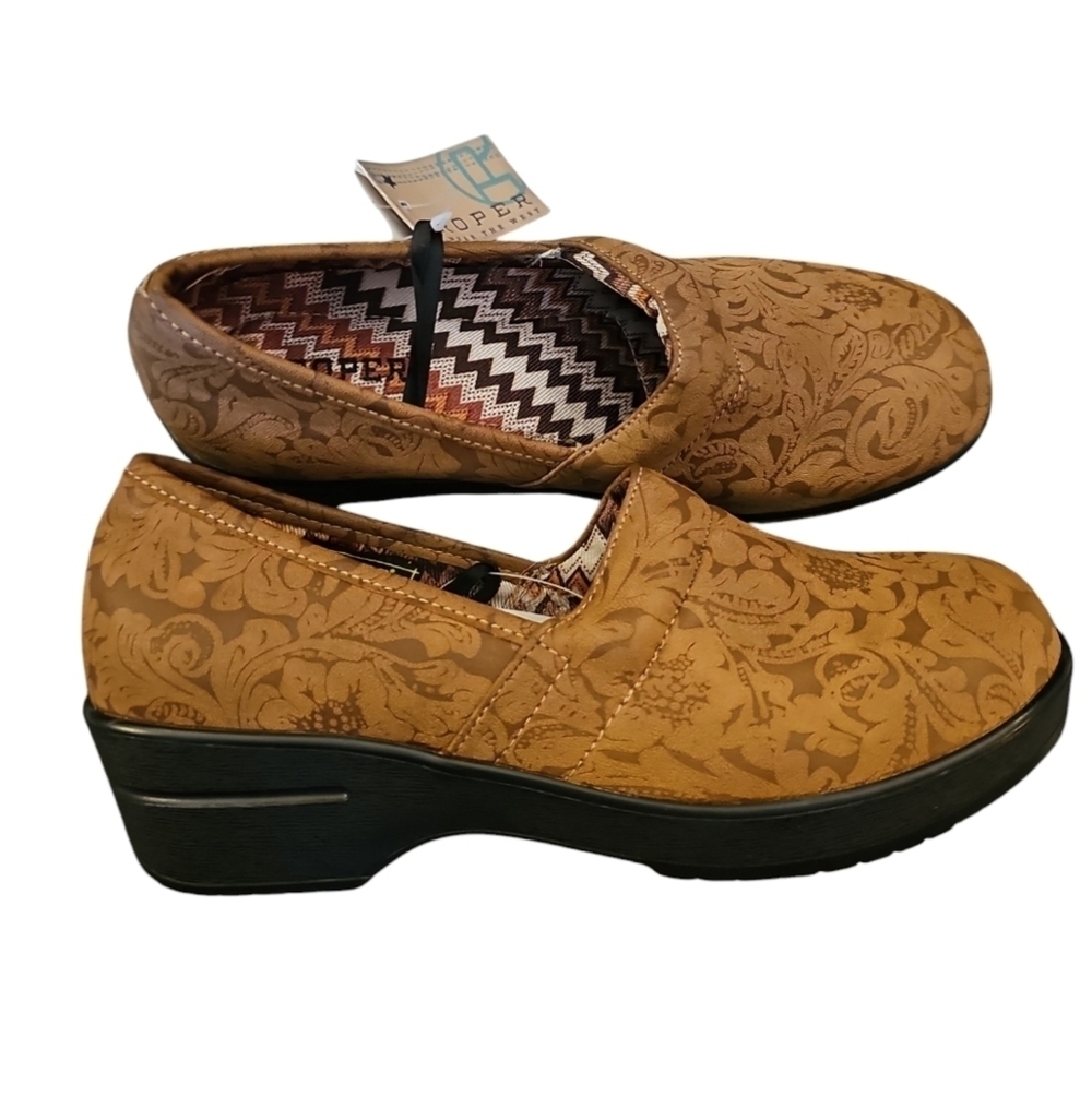 Roper brown embossed clogs sz 5.5 new with tags SH427